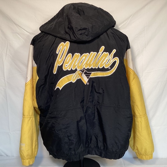 Vintage Pittsburgh Penguins LOGO 7 Black and Gold Pullover Jacket Men’s Large
